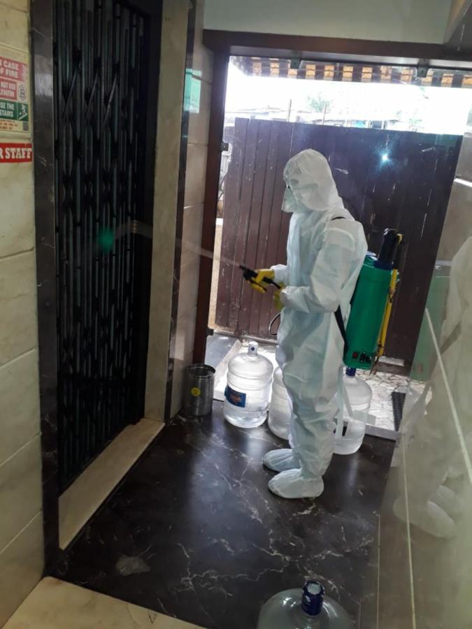 Lucky Hotel Goregaon Bombaj Zewnętrze zdjęcie