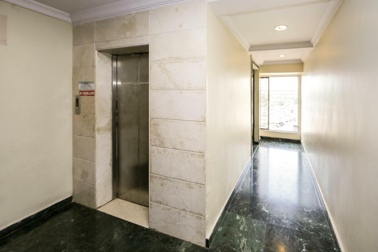 Lucky Hotel Goregaon Bombaj Zewnętrze zdjęcie