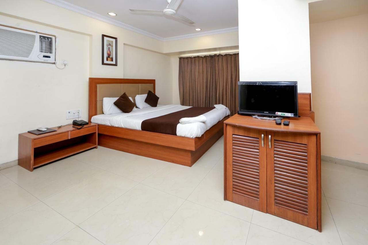 Lucky Hotel Goregaon Bombaj Zewnętrze zdjęcie