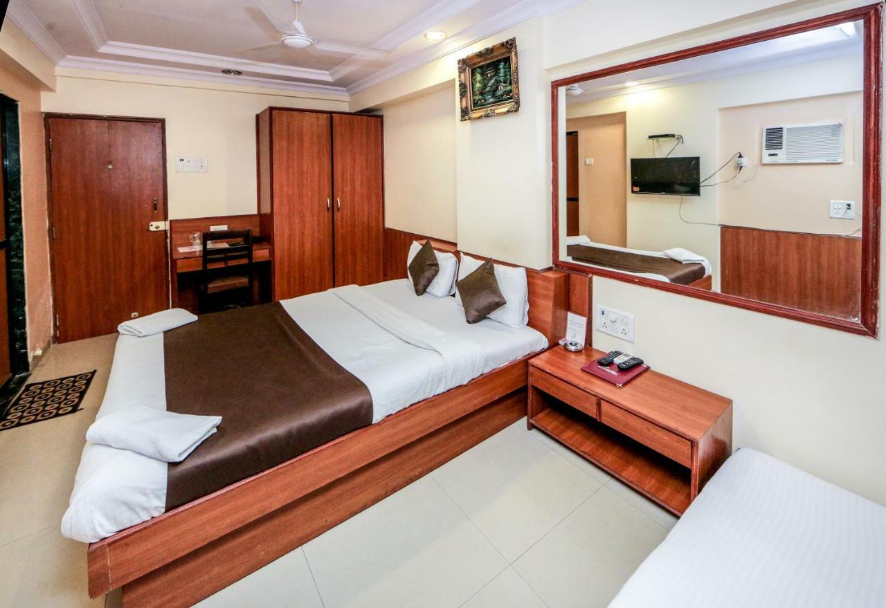 Lucky Hotel Goregaon Bombaj Zewnętrze zdjęcie
