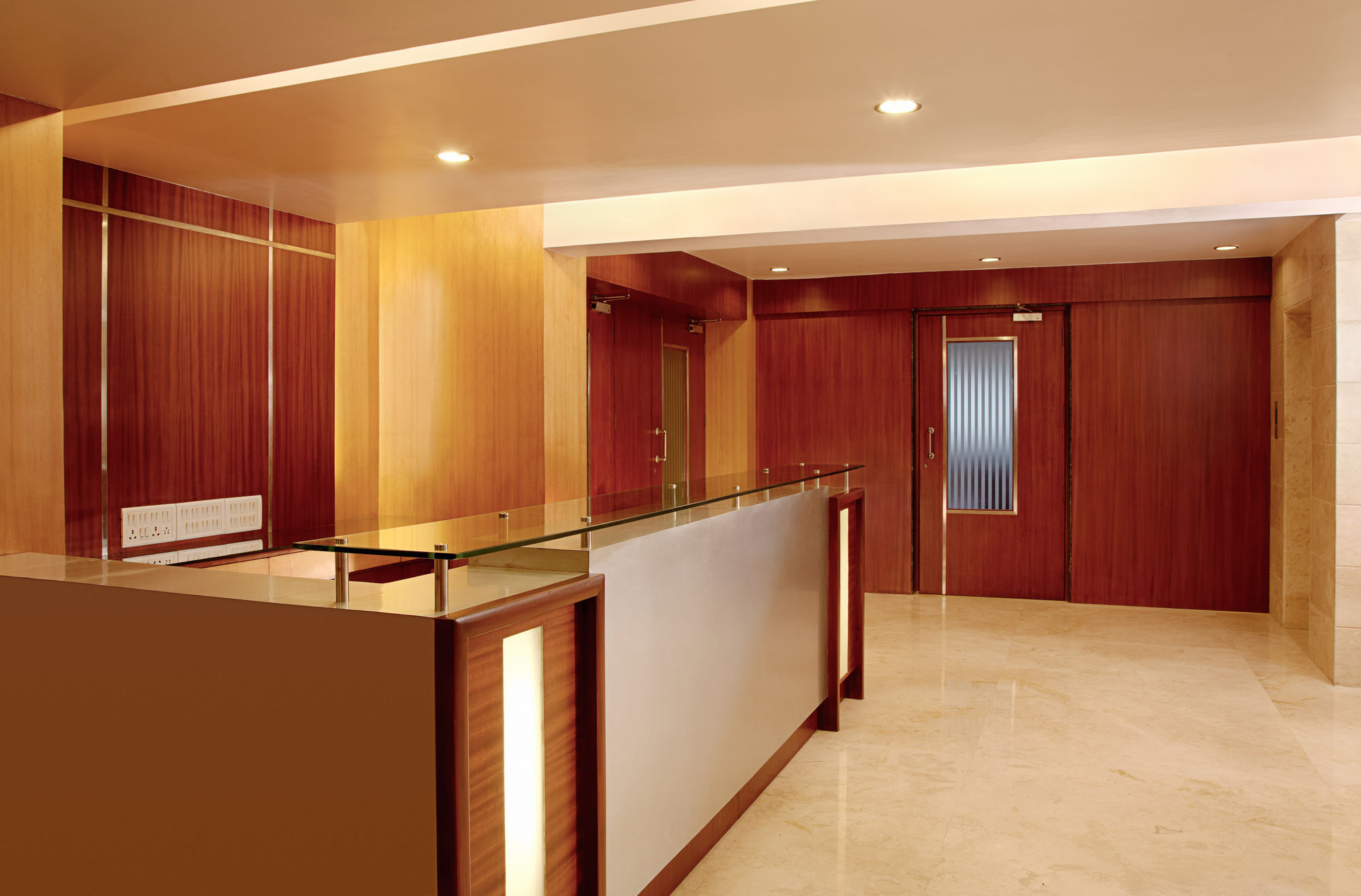 Lucky Hotel Goregaon Bombaj Zewnętrze zdjęcie